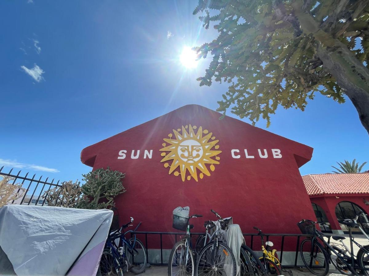 Sun Club Playa Del Aguila By La Piedra Viva Apartment San Bartolome Bagian luar foto